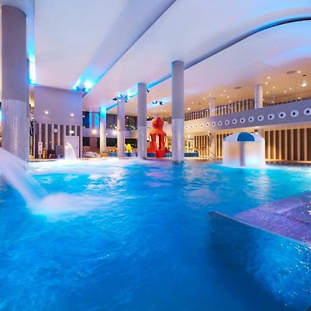 Vacationclub - Aquamarina Apartament C-19 Swinoujscie Bagian luar foto