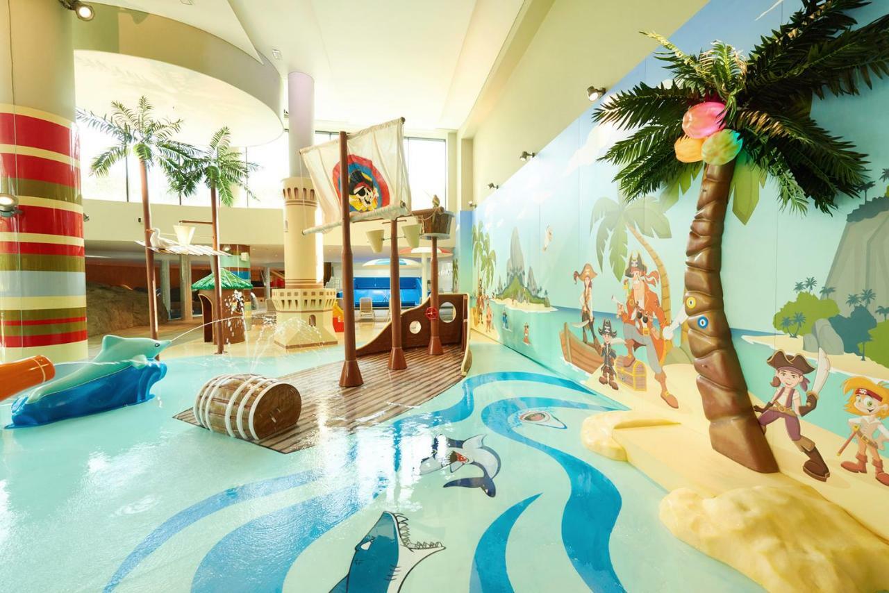 Vacationclub - Aquamarina Apartament C-19 Swinoujscie Bagian luar foto